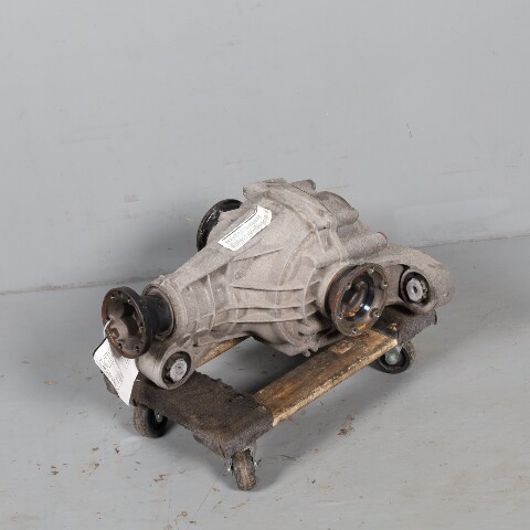 2003-2006 Porsche Cayenne Rear Axle Carrier Differential 95533201001 OEM Used