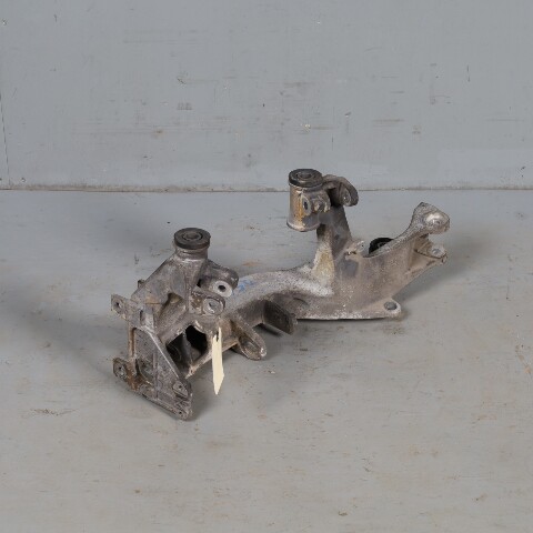 1999-2004 Porsche 911 996 Right Rear Suspension Bracket 99633105602 OEM