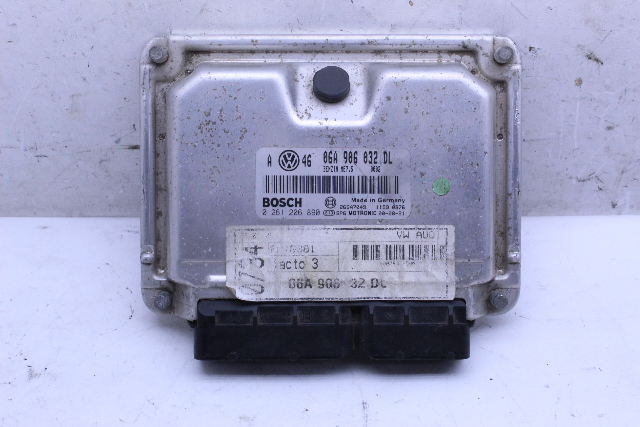 2001 Volkswagen Golf AWW Engine Computer Module ECU ECM DME