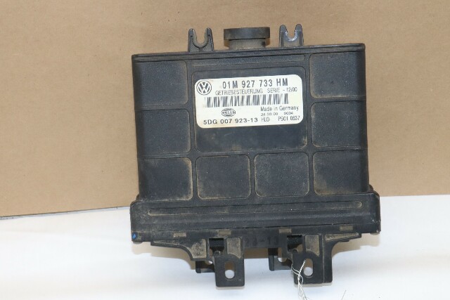 2000 Volkswagen Beetle Transmission Computer TCU TCM 01M0927733HM