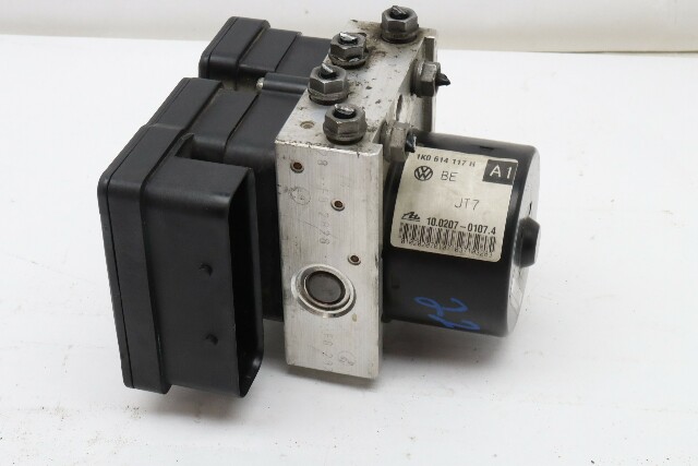 2007 Volkswagen Rabbit ABS Anti Lock Brake Pump OEM