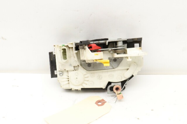 2009 Volkswagen Routan Front Door Latch Lock Clasp Right