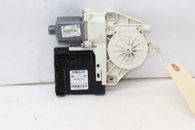 2009-2017 Volkswagen Tiguan Front Door Power Window Motor Right OEM