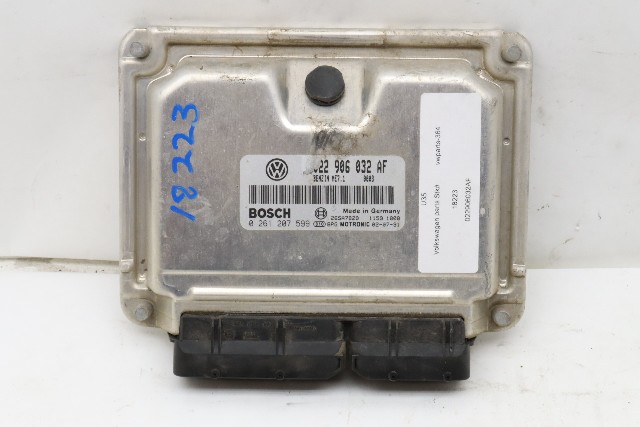 2002-2003 Volkswagen Eurovan Engine Computer Module ECU ECM DME