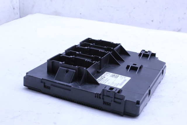 2013 Volkswagen Passat Body Control Module BCM OEM