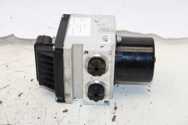2009-2011 Volkswagen Passat CC ABS Anti Lock Brake Pump 3C0614109AF OEM