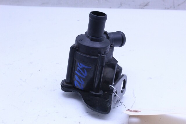 2017 Volkswagen GTI Electric Auxiliary Coolant Water Pump OEM
