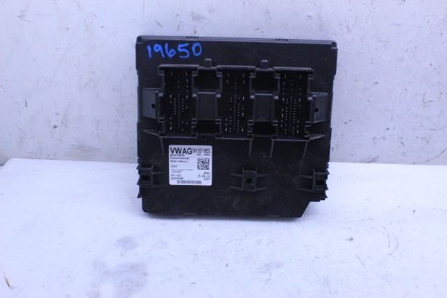 2013 Volkswagen Passat Body Control Module BCM OEM