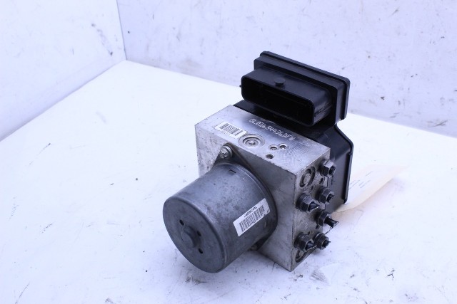 2011 Volkswagen Tiguan ABS Anti-Lock Brake Pump - 5N0614109Q OEM
