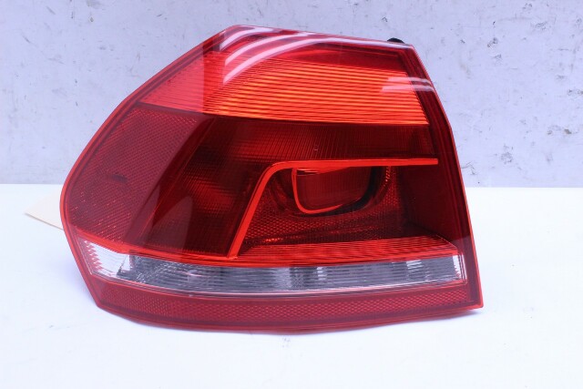 2012 2013 2014 2015 Volkswagen Passat Tail Light Lamp Left OEM
