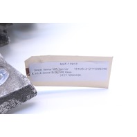 2000 2001 2002 2003 BMW M5 E39 Front Spindle Knuckle Hub Right OEM