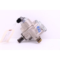 Audi A6 A8 Q7 RS4 Volkswagen Touareg Right Engine Mounted Fuel Pump 079127026C
