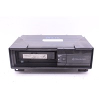 Mercedes Benz CLK320 CL500 CL55 CL600 CLK430 CLK55 E320 E430 CD Changer 0028207989 OEM