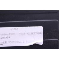 1997 Mercedes Benz E320 CD Changer 0028205989 OEM