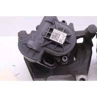 2015-2017 Volkswagen Golf R Brake Caliper Pair Rear Set 8V0615424B, 8V0615423B OEM