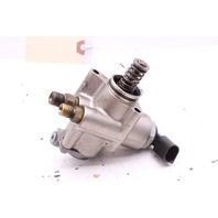 Audi A6 A8 Q7 RS4 Volkswagen Touareg Right Engine Mounted Fuel Pump 079127026C