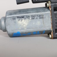 1999-2004 Porsche 911 996 Convertible Right Door Window Motor OEM 99662410204