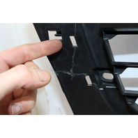 2008 2009 2010 Porsche Cayenne S Front Bumper Grille Center Has Crack 7L5807683E OEM