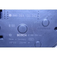 2002 Volkswagen Beetle 2.0 Throttle Body 06A133062D