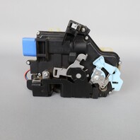 2003-2010 Porsche Cayenne Right Front Door Lock Latch 95553101606 OEM Used