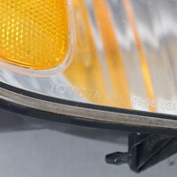 2001-2003 Toyota Sienna Right Parking Light Turn Signal 8151008020 OEM Used