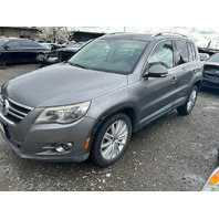 2009 Volkswagen Tiguan - OEM Used Parts - Stock # 25087