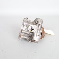1992-1996 Volkswagen Eurovan 2.5 Power Steering Pump 044145157A OEM Used