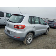 2010 Volkswagen Tiguan - OEM Used Parts - Stock # 25106