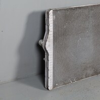 2010–2016 BMW 550i 650i GT Radiator 17117601831 F07 F10 F12 OEM Used