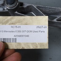 Mercedes C300 C350 E350 E400 Windshield Wiper Motor Linkage 2048201040 OEM Used