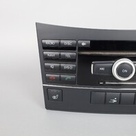 2010‑2011 Mercedes E350 E550 Navigation CD Player Head Unit 2129063201 OEM Used