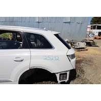 2017-2024 Audi Q7 Left Quarter Panel Glacier White 4M0809837 OEM Used