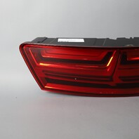 2017-2019 Audi Q7 Tail Light Right 4M0945094D OEM Used
