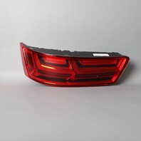 2017-2019 Audi Q7 Tail Light Left 4M0945093D OEM Used