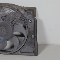 2001-2005 BMW 330xi Radiator Cooling Fan With Shroud Puller OEM Used
