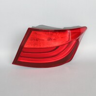 2011-2013 BMW 528i 535i 550i M5 F10 Right Tail Light 63217203232 OEM Usedd