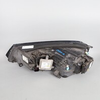 2011-2014 Volkswagen Touareg Right Xenon Headlight 7P1941752 OEM Used