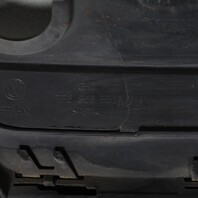 2011-2014 Volkswagen Touareg Front Upper Grille 7P6853651AD OEM Used