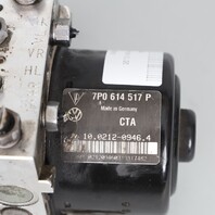 2013-2017 Volkswagen Touareg ABS Brake Pump 7P0614517P OEM Used