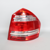 2007-2009 Mercedes GL320 GL450 GL550 Right Tail Light 1648204264 OEM Used