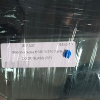 1996-2002 Mercedes E320 E430 E55 W210 Right Front Door Glass 2107200218 OEM Used