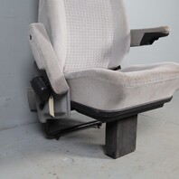 1999-2003 Volkswagen Eurovan MV Left Second Row Seat Grey OEM Used