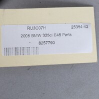 2001-2006 BMW 325ci 330ci Right Front Seat Belt Buckle 72118257790 OEM Used