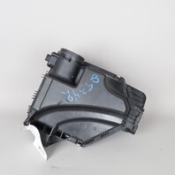 2013-2018 BMW X3 X4 2.0 Air Cleaner Filter Filter Box 13717616932 OEM Used