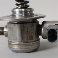 BMW 550i 650i 750i X5 X6 M5 High Pressure Fuel Pump 13517599865 OEM