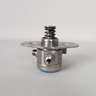 BMW 550i 650i 750i X5 X6 M5 High Pressure Fuel Pump 13517599865 OEM