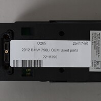 2009-2012 BMW 740i 750i iPhone 4/4S Phone Adapter 84212218390 OEM Used