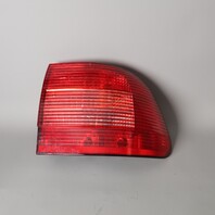 2003-2006 Porsche Cayenne 955 Right Tail Light OEM 95563148502 NOTE