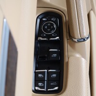 2011-2018 Porsche Cayenne 958 Left Front Door Panel Luxor Beige Leatherette