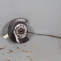 2003-2010 Porsche Cayenne Right Rear Spindle Knuckle Hub OEM 7L0505436B